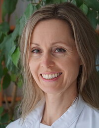 Prim. Dr. Christina Hohenwarter, MD